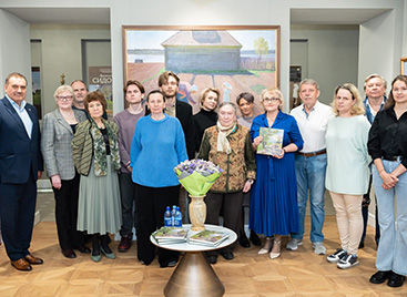 Передача книги Валентина Сидорова «Моё Коровино»<br> в библиотеки